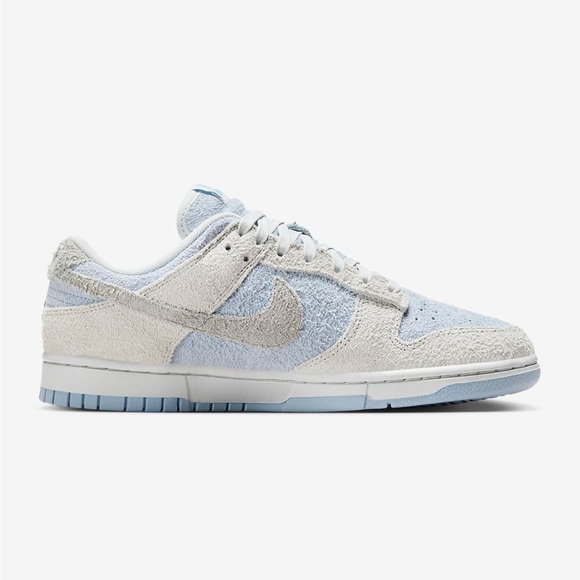 Nike Dunk Low Suede - Picture 6 of 13